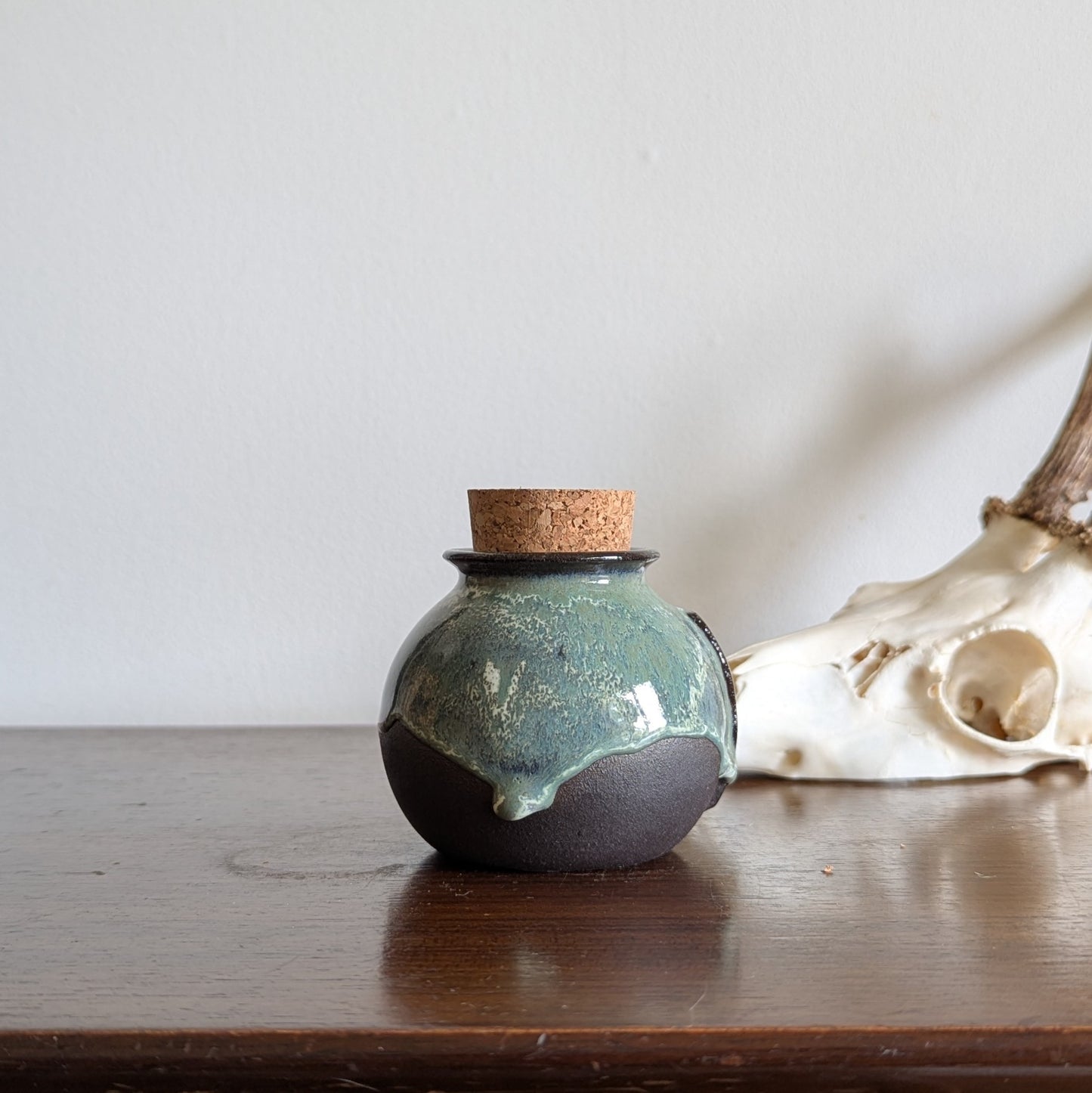 Small Cobweb Stew Potion Bottle