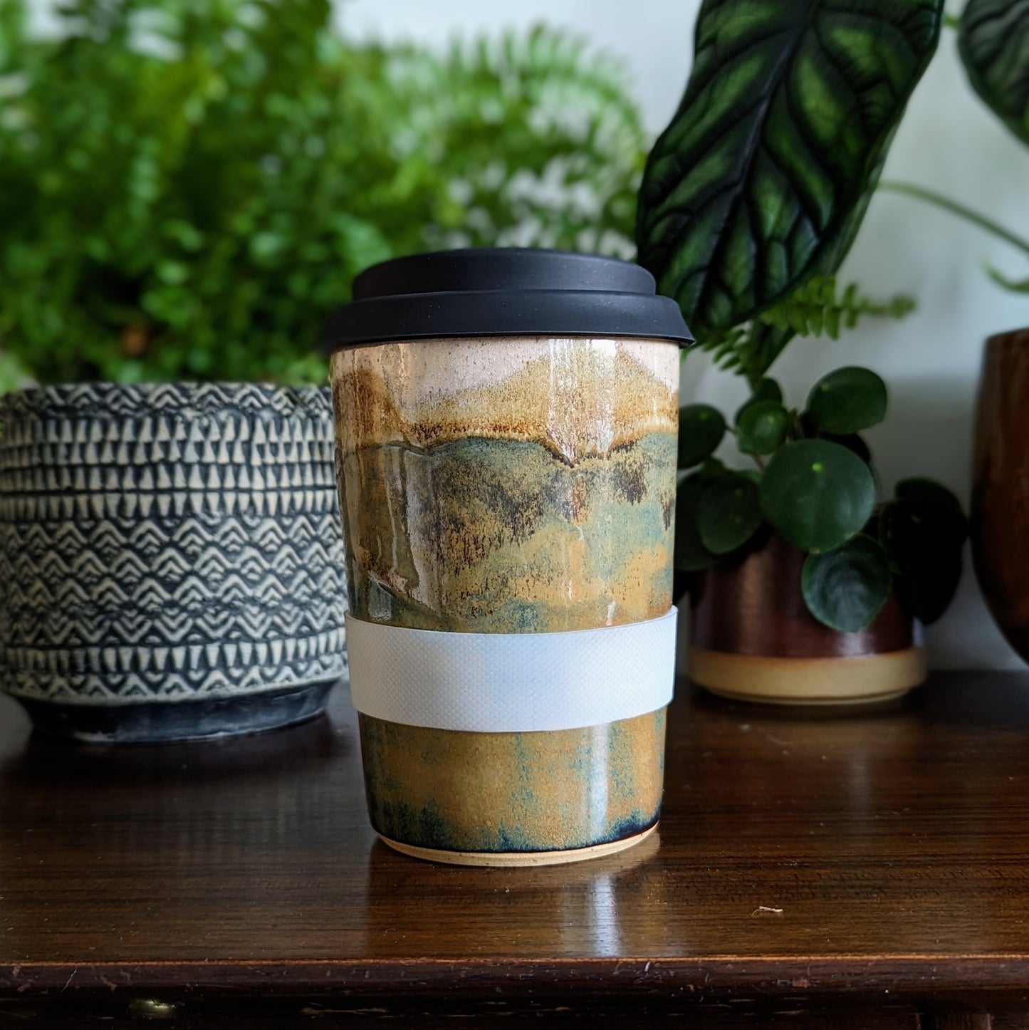 Travel Mug in Mountain Side Glaze