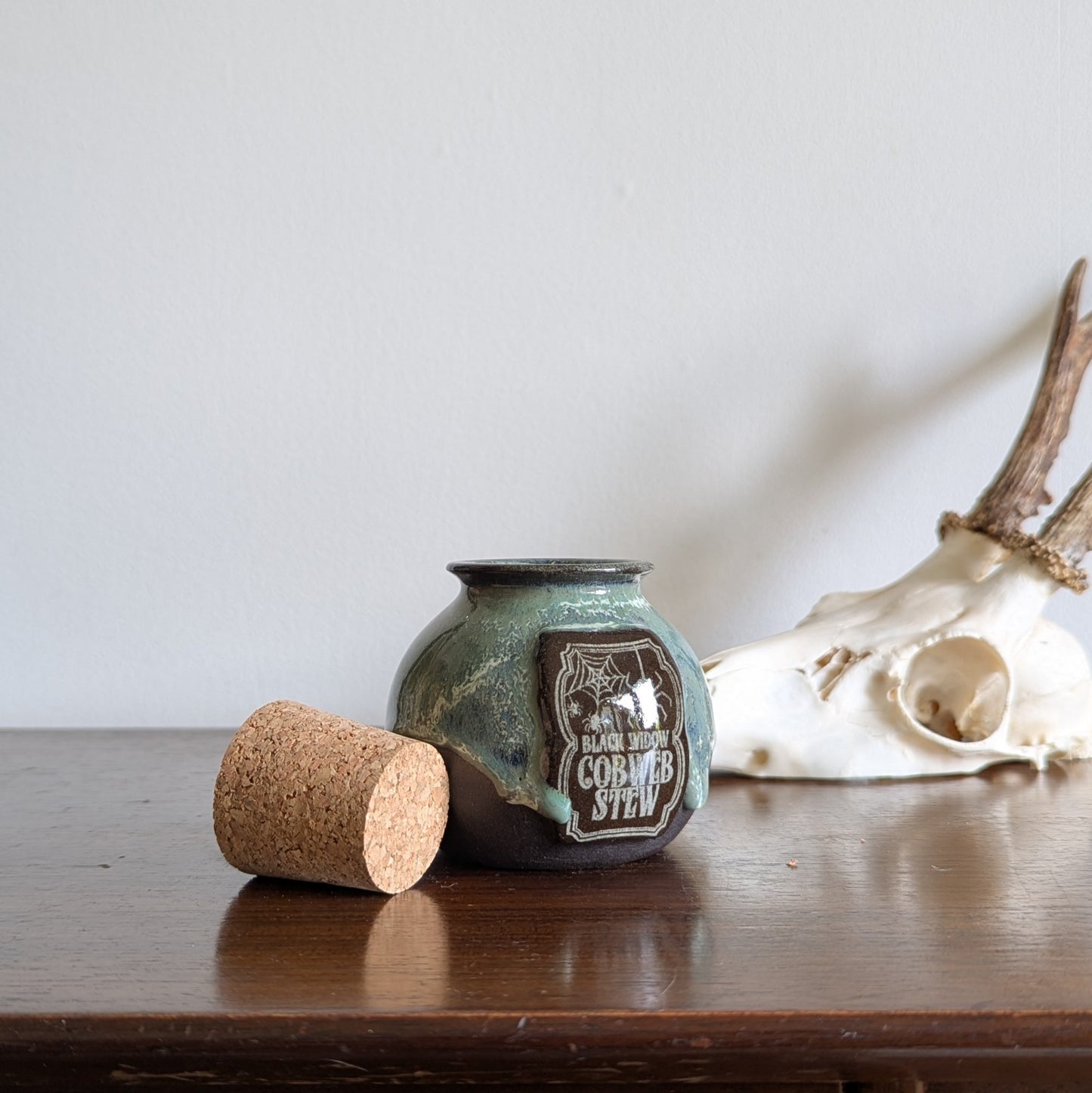 Small Cobweb Stew Potion Bottle