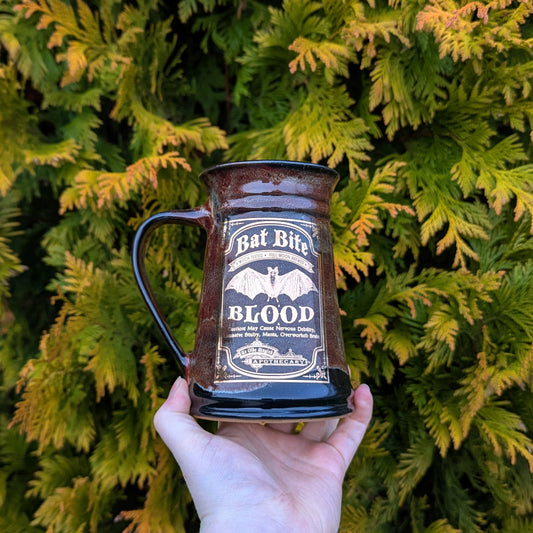 Gold Bat Bite Blood Tankard Mug