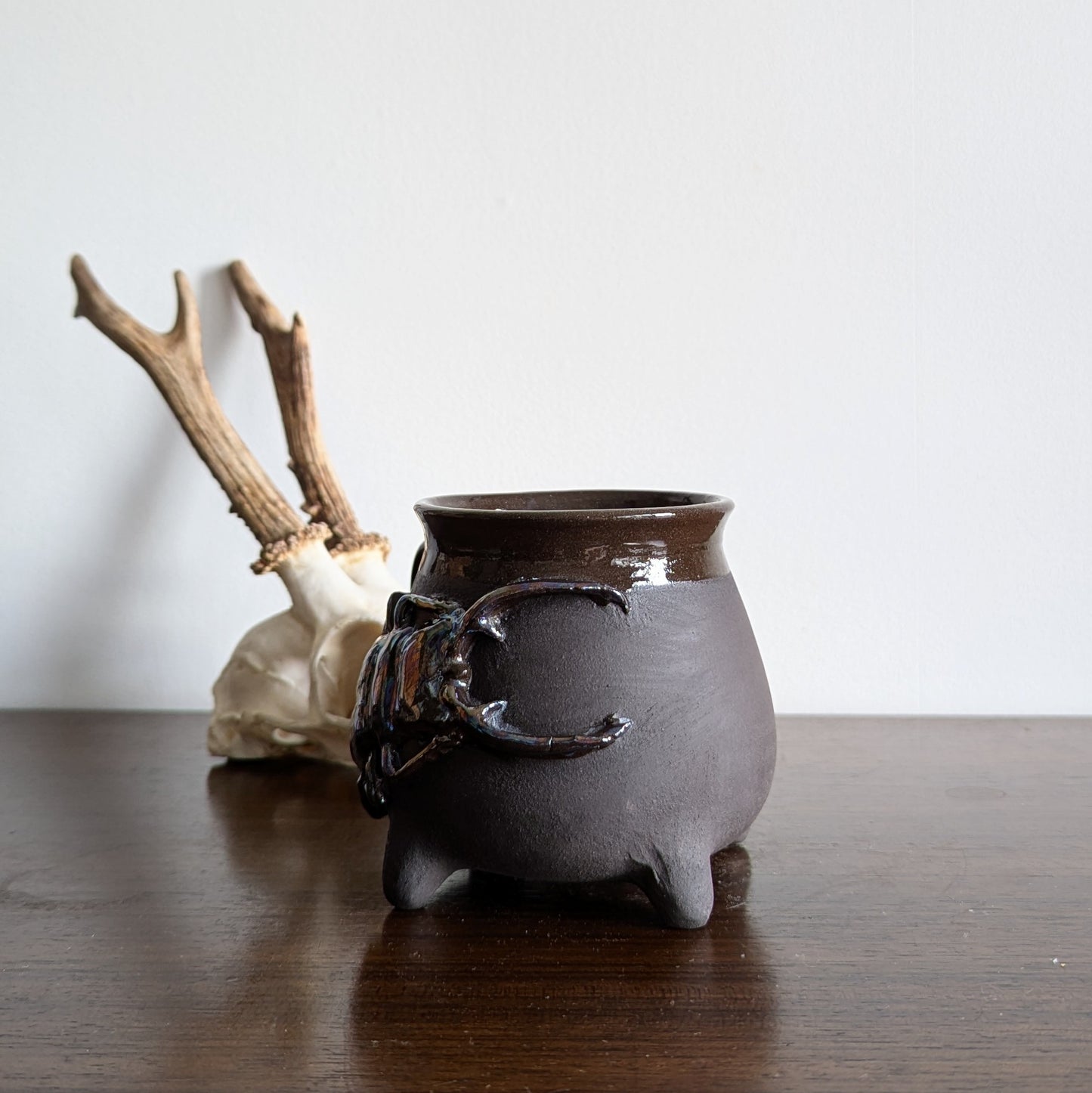 Pearlescent Beetle Cauldron Mug - A